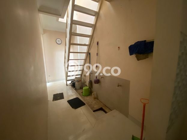 Rumah Luas Asri 4 KT Siap Huni di Kota Wisata Bogor Rumah Luas Asri 4 KT Siap Huni di Kota Wisata Bogor