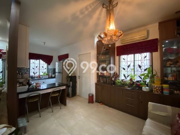 Rumah Luxury Modern Siap Huni di Cibubur Jakarta Timur Rumah Luxury Modern Siap Huni di Cibubur Jakarta Timur