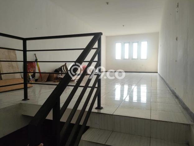 Area Ramai! Ruko Dijual di Driyorejo untuk Bisnis Luas Bangunan 144m2 Area Ramai! Ruko Dijual di Driyorejo untuk Bisnis Luas Bangunan 144m2