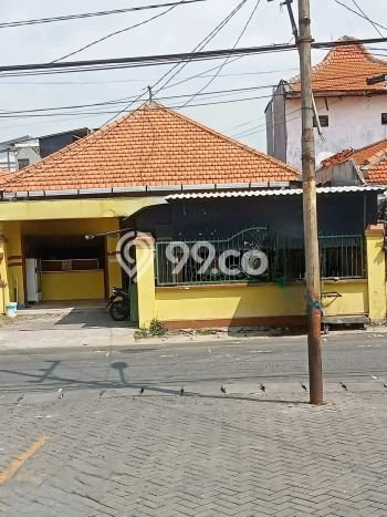 Dijual Rumah Premium dengan Fasilitas Sekitar Komplit di Rungkut, Surabaya Dijual Rumah Premium dengan Fasilitas Sekitar Komplit di Rungkut, Surabaya