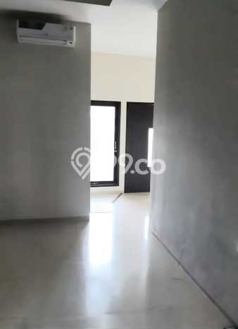 Rumah Eksklusif Siap Huni LT 200m2 di Bojongloa Kidul, Bandung Rumah Eksklusif Siap Huni LT 200m2 di Bojongloa Kidul, Bandung