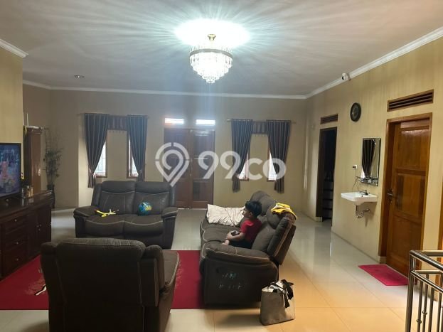Dijual Rumah 5 Kamar Lokasi Strategis Bagus dan Strategis di Cibiru Dijual Rumah 5 Kamar Lokasi Strategis Bagus dan Strategis di Cibiru