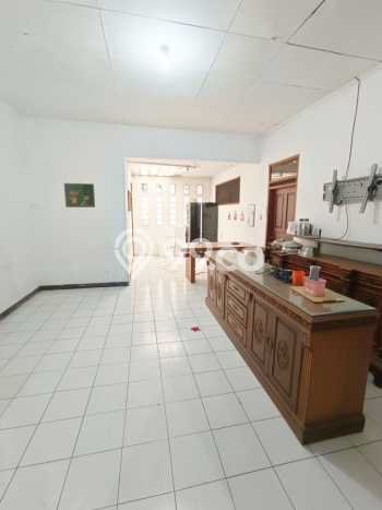 Rumah Nyaman bagi Keluarga di Taman Holis Indah - 3 KT Rumah Nyaman bagi Keluarga di Taman Holis Indah - 3 KT