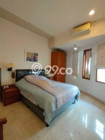 Rumah Lokasi Strategis di Batununggal, Bandung, Luas 240m² Bangunan 333m² Rumah Lokasi Strategis di Batununggal, Bandung, Luas 240m² Bangunan 333m²