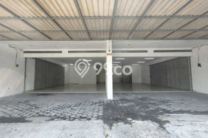 Unit Ruko Dijual di Bandung LT 258m2 & LB 394m2 Unit Ruko Dijual di Bandung LT 258m2 & LB 394m2