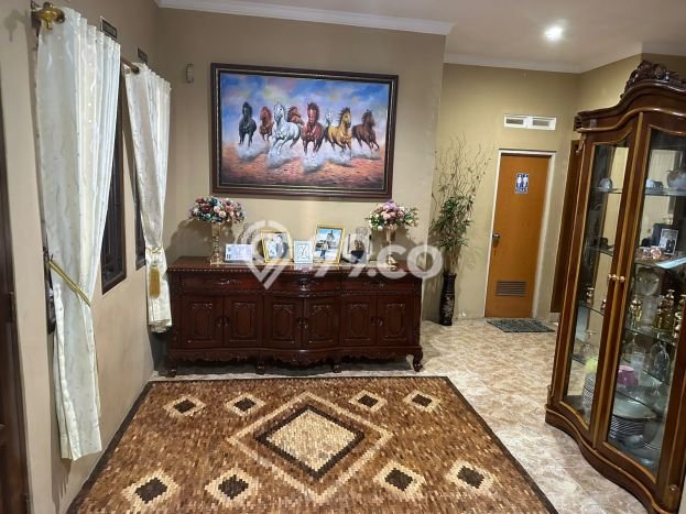 Dijual Rumah 5 Kamar Lokasi Strategis Bagus dan Strategis di Cibiru Dijual Rumah 5 Kamar Lokasi Strategis Bagus dan Strategis di Cibiru