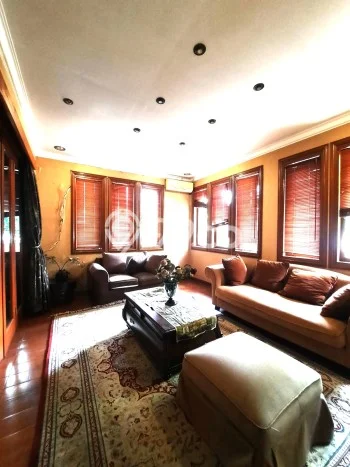 Dijual Rumah Luas Elegan Dengan View Cantik di Tanjung Barat, Jakarta Selatan Dijual Rumah Luas Elegan Dengan View Cantik di Tanjung Barat, Jakarta Selatan