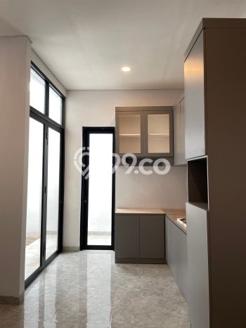 For Sale Rumah Mewah Exclusive di Jagakarsa, Jakarta Selatan For Sale Rumah Mewah Exclusive di Jagakarsa, Jakarta Selatan