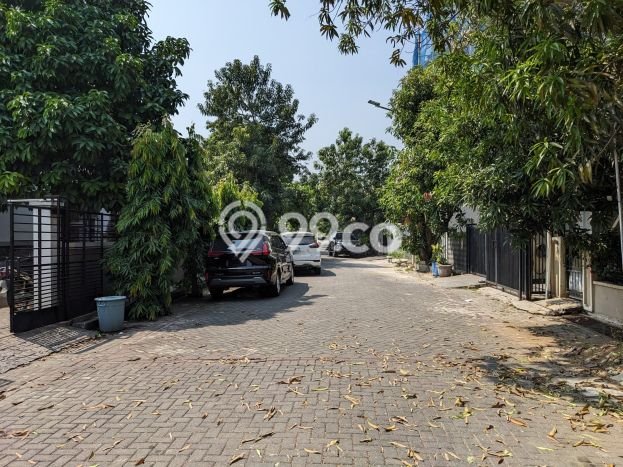 Rumah Elit Modern Siap Huni di Pegadungan Jakarta Barat Rumah Elit Modern Siap Huni di Pegadungan Jakarta Barat