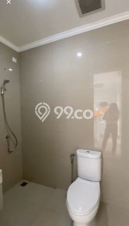 Rumah Strategis Modern Lb 111m2 di Curug, Tangerang Rumah Strategis Modern Lb 111m2 di Curug, Tangerang