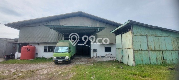 Gudang Dijual di Jakarta Barat LT 1995m2 & LB 900m2 Lokasi Terbaik! Gudang Dijual di Jakarta Barat LT 1995m2 & LB 900m2 Lokasi Terbaik!