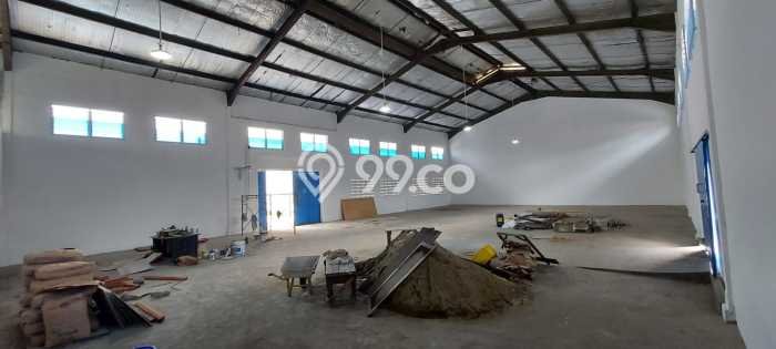 Gudang Bagus Dijual LB 1800m2 Lokasi Strategis Depok Area Cocok untuk Berbisnis Gudang Bagus Dijual LB 1800m2 Lokasi Strategis Depok Area Cocok untuk Berbisnis