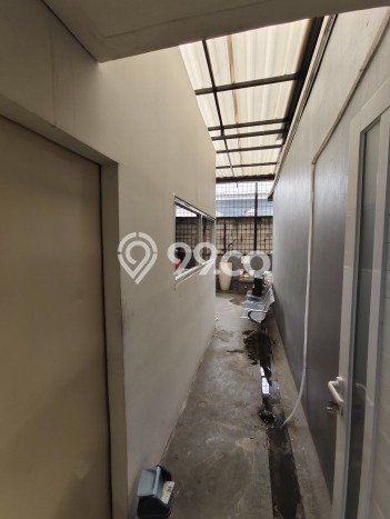LOKASI PREMIUM! Ruko di , Luas 236m2m², Jalan Strategis LOKASI PREMIUM! Ruko di , Luas 236m2m², Jalan Strategis