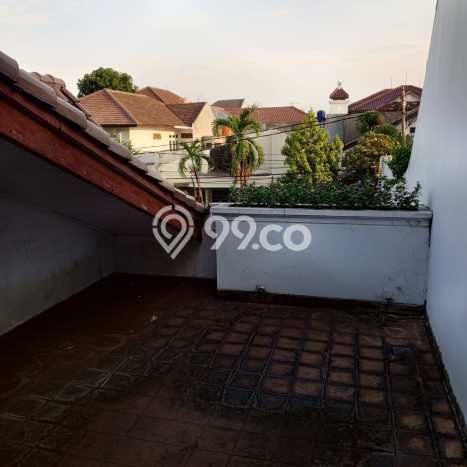 Hunian Mewah Siap Huni LT 400m2 di Kebon Jeruk, Jakarta Barat Hunian Mewah Siap Huni LT 400m2 di Kebon Jeruk, Jakarta Barat