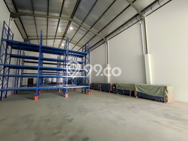 Unit Gudang Dijual di Tangerang LT 108m2 & LB 108m2 Unit Gudang Dijual di Tangerang LT 108m2 & LB 108m2