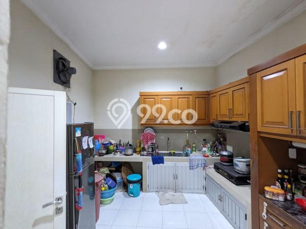 Rumah Elit Modern Siap Huni di Pegadungan Jakarta Barat Rumah Elit Modern Siap Huni di Pegadungan Jakarta Barat