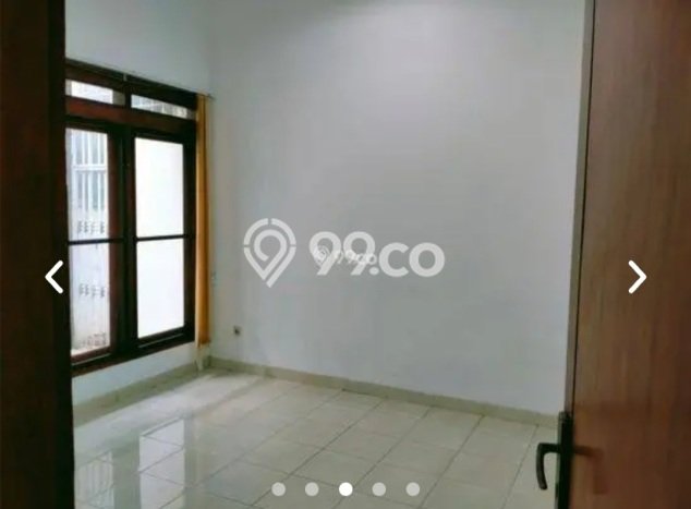 Lokasi terbaik! Rumah siap pakai dikontrakkan di Kebayoran Baru LB 320m2 Lokasi terbaik! Rumah siap pakai dikontrakkan di Kebayoran Baru LB 320m2