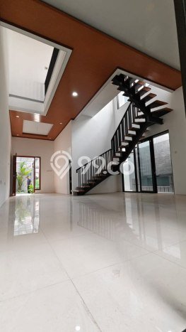 For Sale Hunian Rumah Nyaman 5 KT di Kebraon, Surabaya For Sale Hunian Rumah Nyaman 5 KT di Kebraon, Surabaya