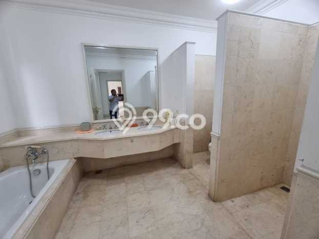 Siap Huni Hunian Elit 5 Kamar di Serpong Dekat ke Mana Saja Siap Huni Hunian Elit 5 Kamar di Serpong Dekat ke Mana Saja