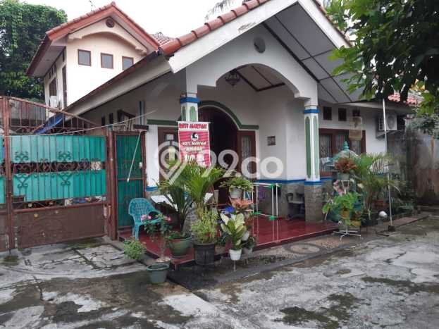 Dijual Hunian Rumah Terawat 4 Kamar di Bambu Apus, Jakarta Timur Dijual Hunian Rumah Terawat 4 Kamar di Bambu Apus, Jakarta Timur