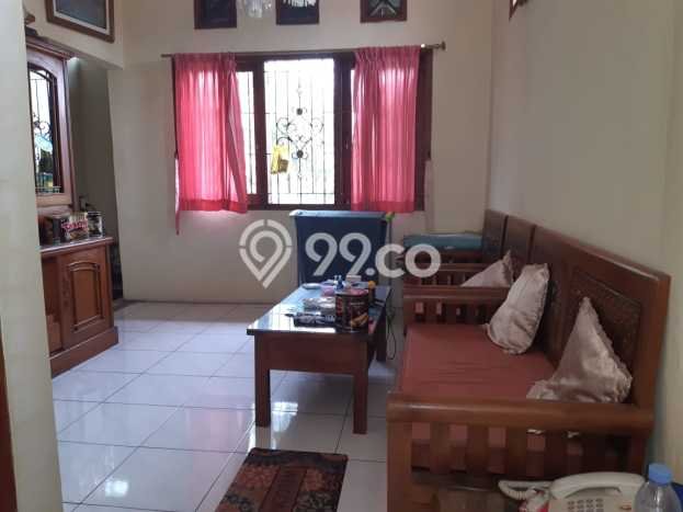 Dijual Hunian Rumah Terawat 4 Kamar di Bambu Apus, Jakarta Timur Dijual Hunian Rumah Terawat 4 Kamar di Bambu Apus, Jakarta Timur