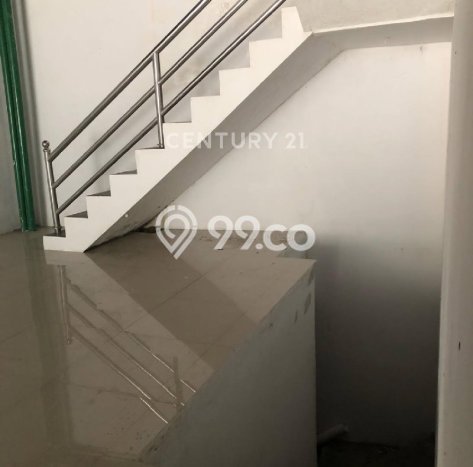 Ruko Disewa di Jakarta Selatan dengan LB 480m2 Area Komersial Ramai Ruko Disewa di Jakarta Selatan dengan LB 480m2 Area Komersial Ramai