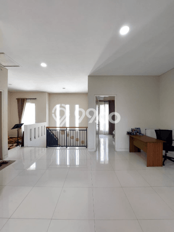 Ready to Use! Premium House LT 185m2 Desain Elegan di Ciganjur Ready to Use! Premium House LT 185m2 Desain Elegan di Ciganjur