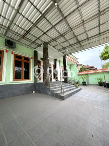 Hunian Eksklusif Siap Huni LT 480m2 di Karang Tengah, Tangerang Hunian Eksklusif Siap Huni LT 480m2 di Karang Tengah, Tangerang