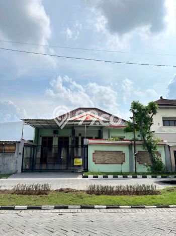 Hunian Eksklusif Siap Huni LT 480m2 di Karang Tengah, Tangerang Hunian Eksklusif Siap Huni LT 480m2 di Karang Tengah, Tangerang