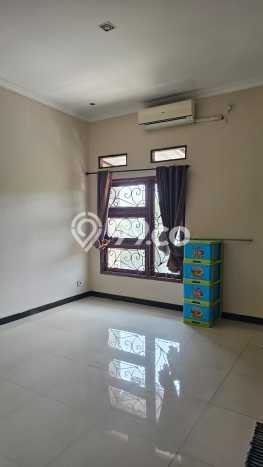 Dijual Rumah 4 Kamar Lokasi Ideal Bagus dan Strategis di Gunung Putri Dijual Rumah 4 Kamar Lokasi Ideal Bagus dan Strategis di Gunung Putri