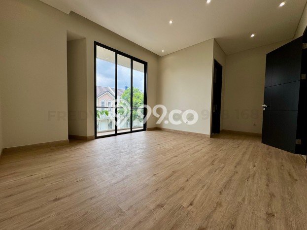 Rumah Luxury Modern Tanpa Renovasi di BSD Tangerang Rumah Luxury Modern Tanpa Renovasi di BSD Tangerang