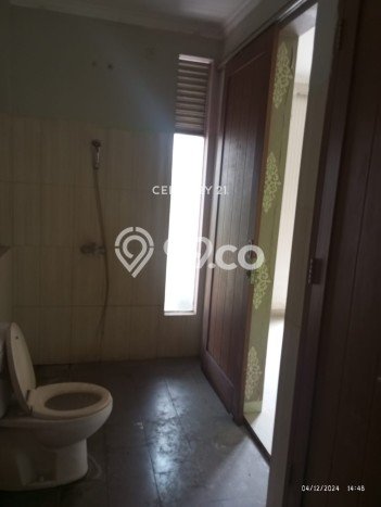 Rumah Luas Asri 3 KT Siap Pakai di Bintaro Tangerang Selatan Rumah Luas Asri 3 KT Siap Pakai di Bintaro Tangerang Selatan