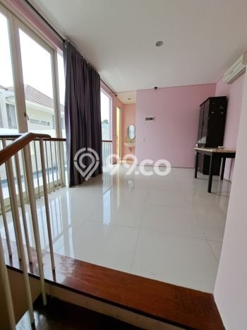 Rumah Elit Modern Siap Huni di Citraland Surabaya Rumah Elit Modern Siap Huni di Citraland Surabaya