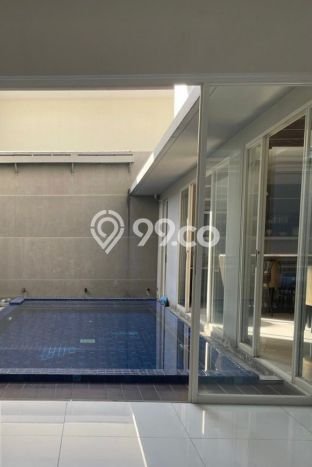 Jual Rumah Mewah Megah Dengan View Eksklusif di Citraland, Surabaya Jual Rumah Mewah Megah Dengan View Eksklusif di Citraland, Surabaya