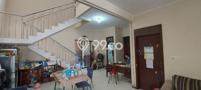 Jual Rumah Mewah Elegan Dengan View Cantik di Sukomanunggal, Surabaya Jual Rumah Mewah Elegan Dengan View Cantik di Sukomanunggal, Surabaya