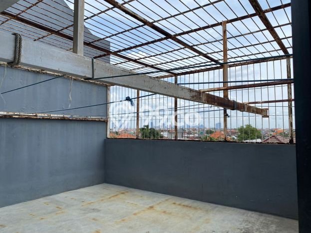 Siap Huni Rumah Mewah 6 Kamar di Tegalsari Dekat ke Mana Pun Siap Huni Rumah Mewah 6 Kamar di Tegalsari Dekat ke Mana Pun