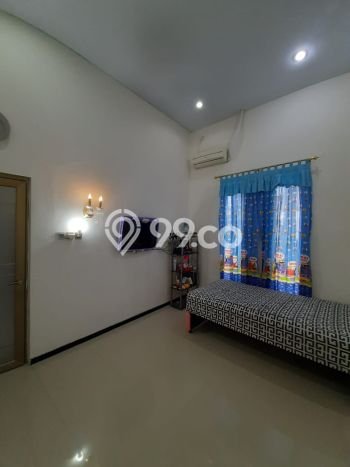 Hunian Cantik Modern Lb 146m2 di Tambaksari, Surabaya Hunian Cantik Modern Lb 146m2 di Tambaksari, Surabaya