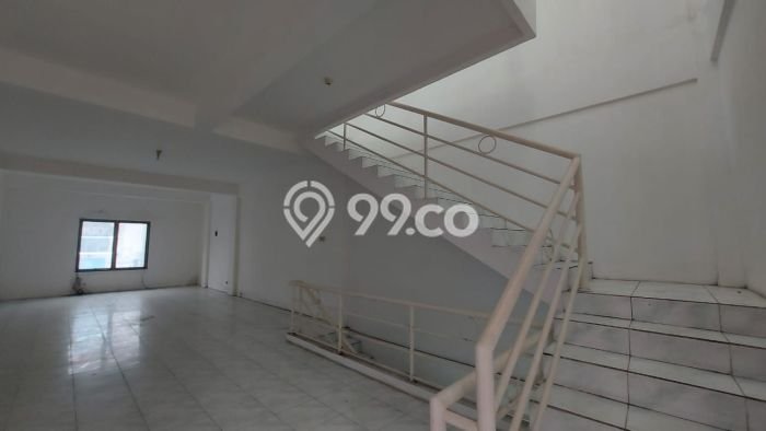 Unit Ruko Dijual di Rungkut Surabaya 225m2 Unit Ruko Dijual di Rungkut Surabaya 225m2
