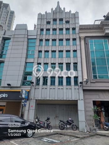 Ruko paling strategis disewakan di Dukuh Pakis Surabaya Ruko paling strategis disewakan di Dukuh Pakis Surabaya
