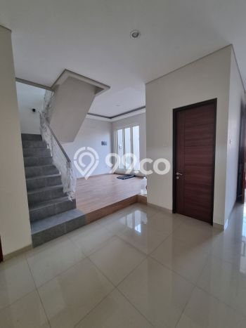 Best Deal Hunian Mewah Ideal dan Luas di Tenggilis Mejoyo, Surabaya Best Deal Hunian Mewah Ideal dan Luas di Tenggilis Mejoyo, Surabaya