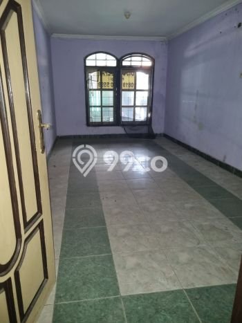 Rumah Luas Asri 4 KT Siap Huni di Sukomanunggal Surabaya Rumah Luas Asri 4 KT Siap Huni di Sukomanunggal Surabaya