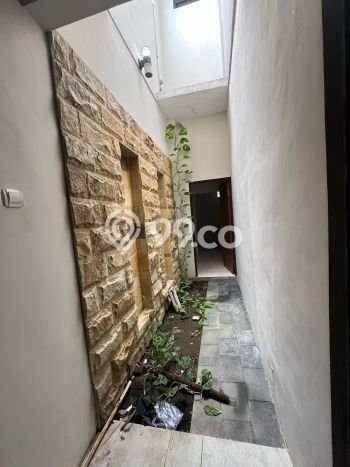 Dijual Rumah 3 Kamar Lokasi Ideal Bagus dan Strategis di Wiyung Dijual Rumah 3 Kamar Lokasi Ideal Bagus dan Strategis di Wiyung