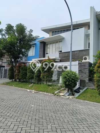 Rumah Elit Modern Tanpa Renovasi di Pakuwon Indah Surabaya Rumah Elit Modern Tanpa Renovasi di Pakuwon Indah Surabaya