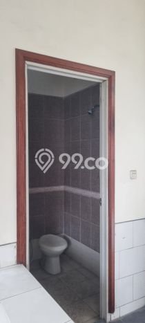Disewakan! Rumah 4 Kamar Tidur &
2 Kamar Mandi di Darmo Permai, Surabaya Disewakan! Rumah 4 Kamar Tidur &
2 Kamar Mandi di Darmo Permai, Surabaya