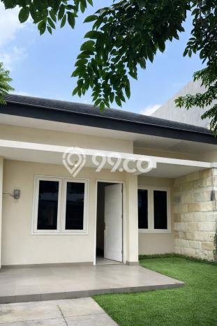 Ready to Use! Premium House LT 286m2 Desain Modern di Darmo permai Ready to Use! Premium House LT 286m2 Desain Modern di Darmo permai