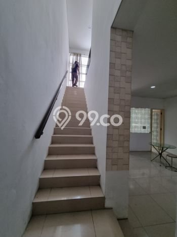 For Sale Rumah 2 Kamar Lokasi Strategis Nyaman dan Strategis di Wiyung For Sale Rumah 2 Kamar Lokasi Strategis Nyaman dan Strategis di Wiyung