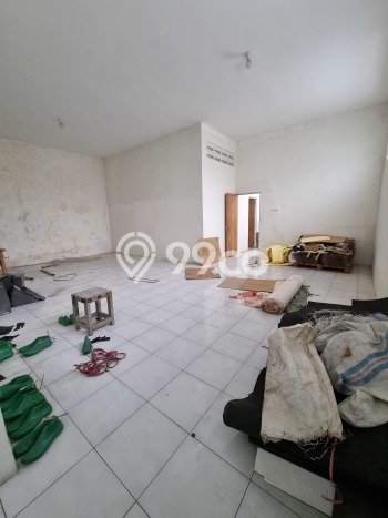 Unit Pabrik Dijual di Magersari Mojokerto Luas Tanah 746m2, Luas Bangunan 317m2 Unit Pabrik Dijual di Magersari Mojokerto Luas Tanah 746m2, Luas Bangunan 317m2