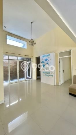 Dijual Hunian Rumah Nyaman 3 Kamar di Citraland, Surabaya Dijual Hunian Rumah Nyaman 3 Kamar di Citraland, Surabaya