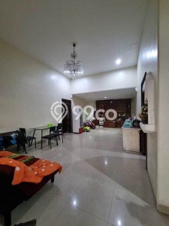 Hunian Nyaman Asri 5 KT Siap Huni di Darmo permai Surabaya Hunian Nyaman Asri 5 KT Siap Huni di Darmo permai Surabaya
