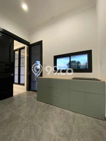 Jual Rumah Favorit Siap Huni LB 151m2 di Ciracas, Jakarta Timur Jual Rumah Favorit Siap Huni LB 151m2 di Ciracas, Jakarta Timur